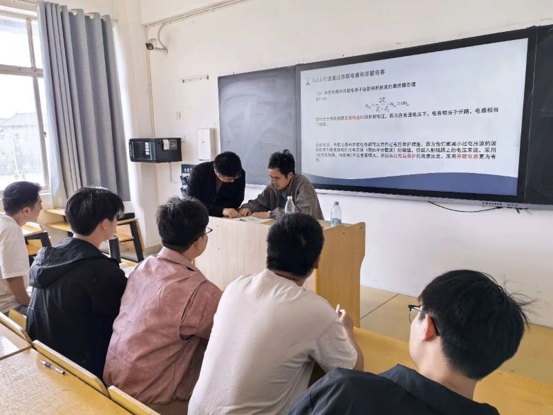 老师1.jpg