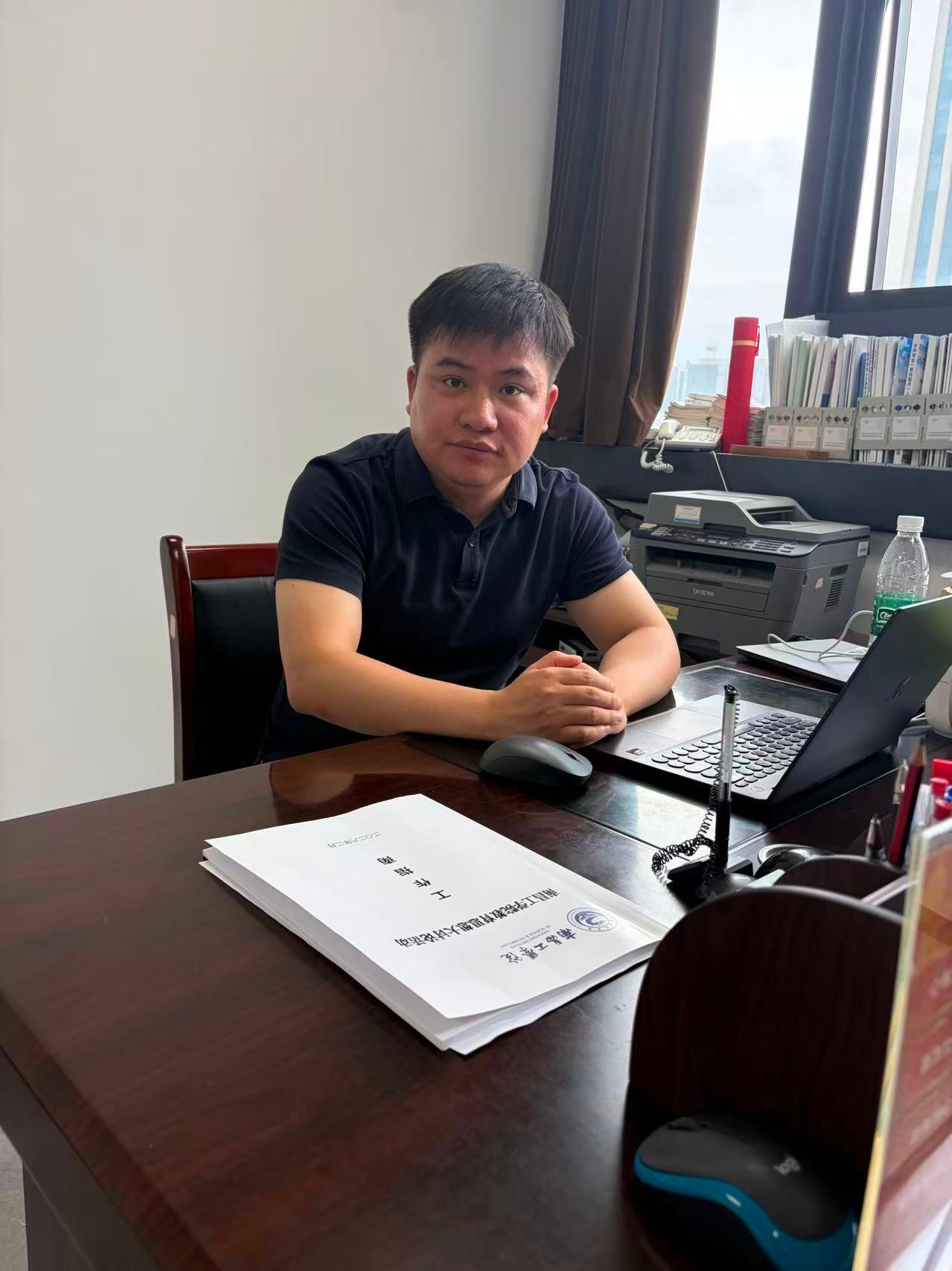 何武豪工作照.jpg
