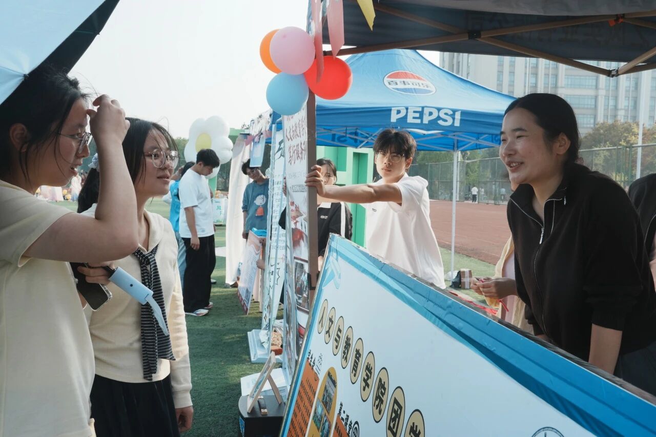 合影5.jpg