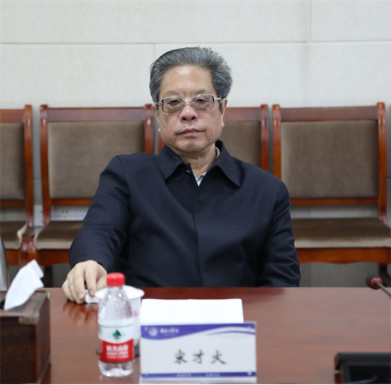 日,南昌职业学院党委书记万普海一行来校参观交流,我校党委书记宋才火