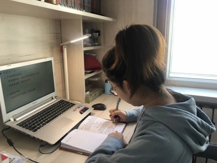 人工智能学院学生"党员"分享网课心得(三)