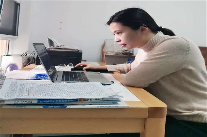 人居环境学院"停课不停学:教师系列--崔缇:疫情无情人有情,网上教学课