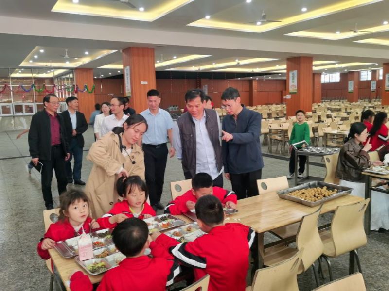 陈宇副校长率队赴广丰一中开展促就业活动