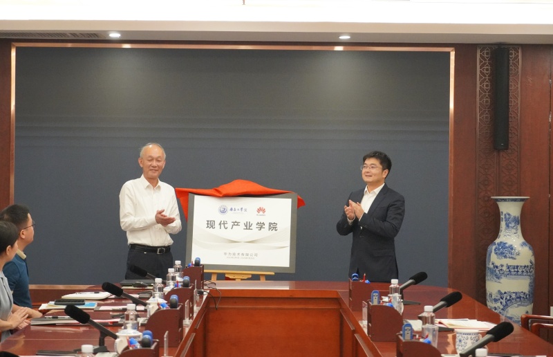 微信图片_20241021143543_副本.jpg